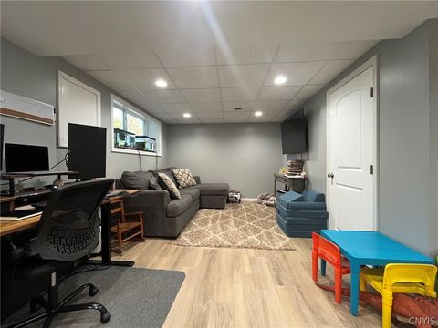 Tiny photo for 110 Cedarwood Boulevard, Van Buren, NY 13027 (MLS # S1682637)