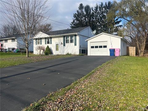Tiny photo for 110 Cedarwood Boulevard, Van Buren, NY 13027 (MLS # S1682637)
