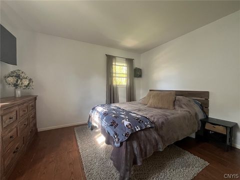 Tiny photo for 110 Cedarwood Boulevard, Van Buren, NY 13027 (MLS # S1682637)