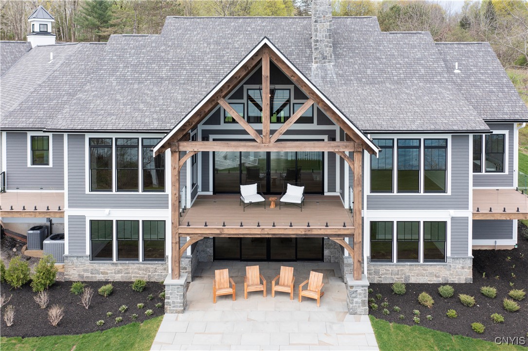 2890 W Lake Road