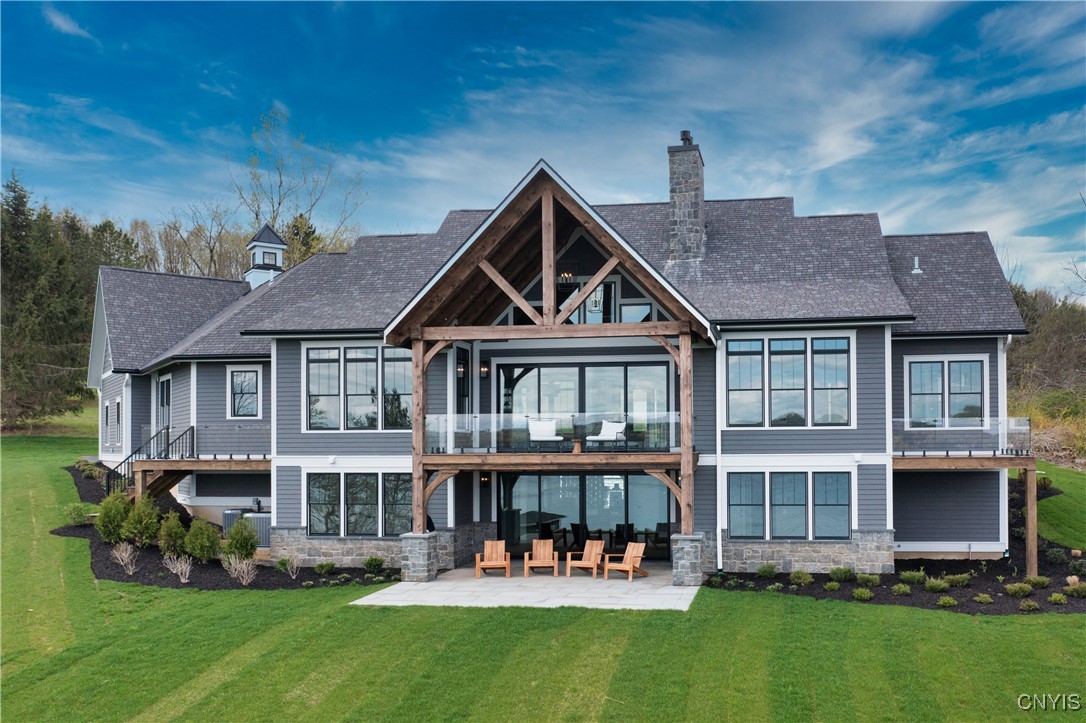 2890 W Lake Road