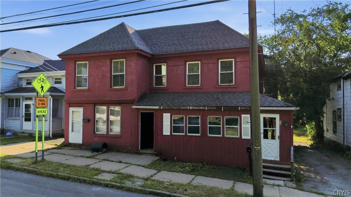32-34 Flint Avenue
