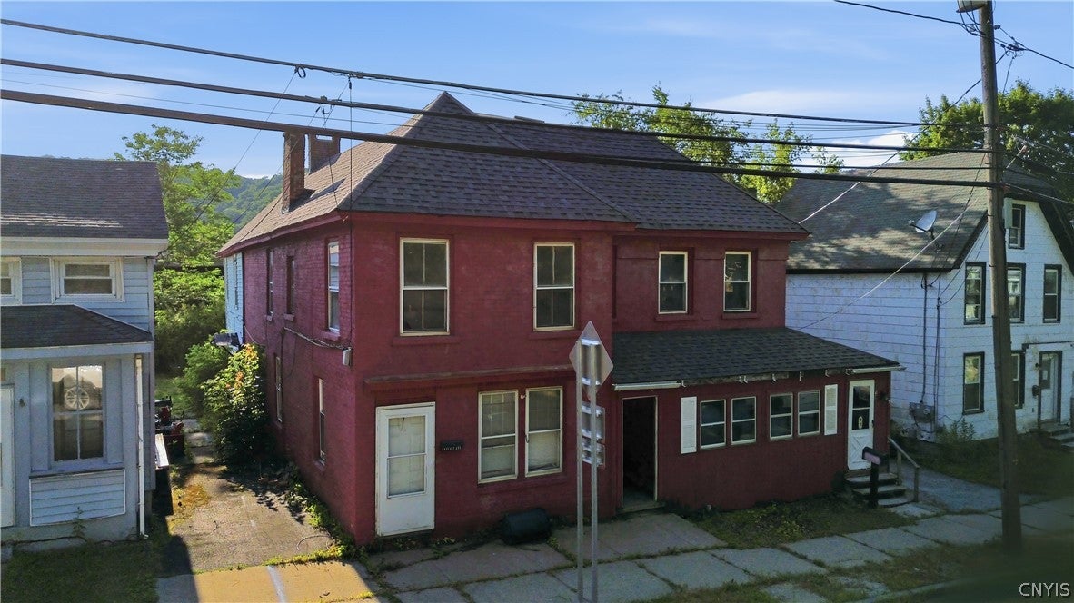 32-34 Flint Avenue