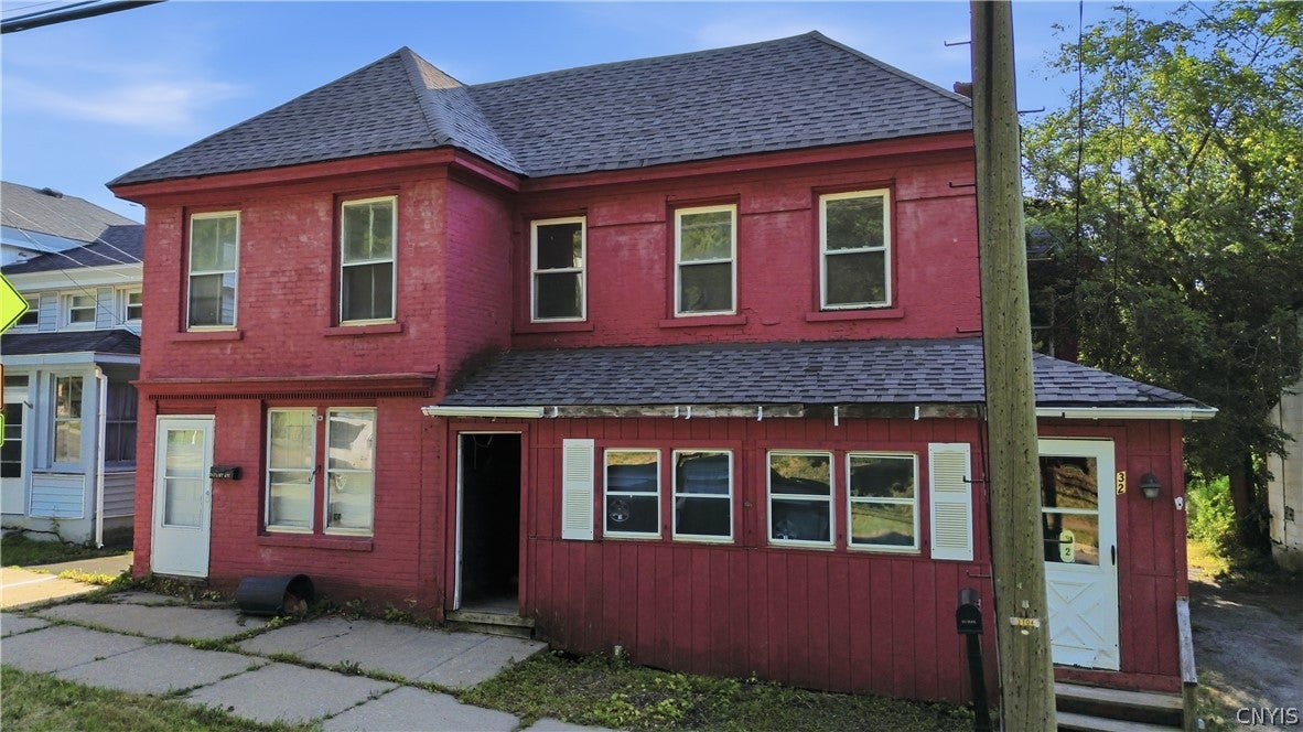 32-34 Flint Avenue