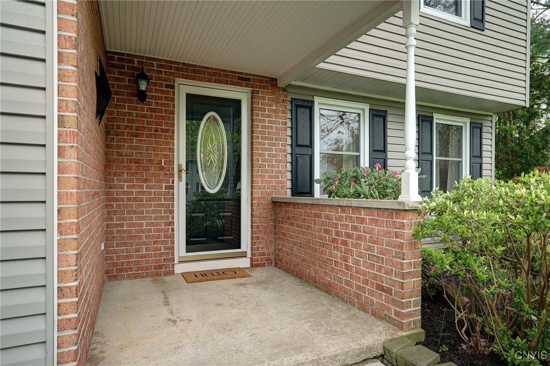 4112 Silverado Drive, Clay, New York image 4