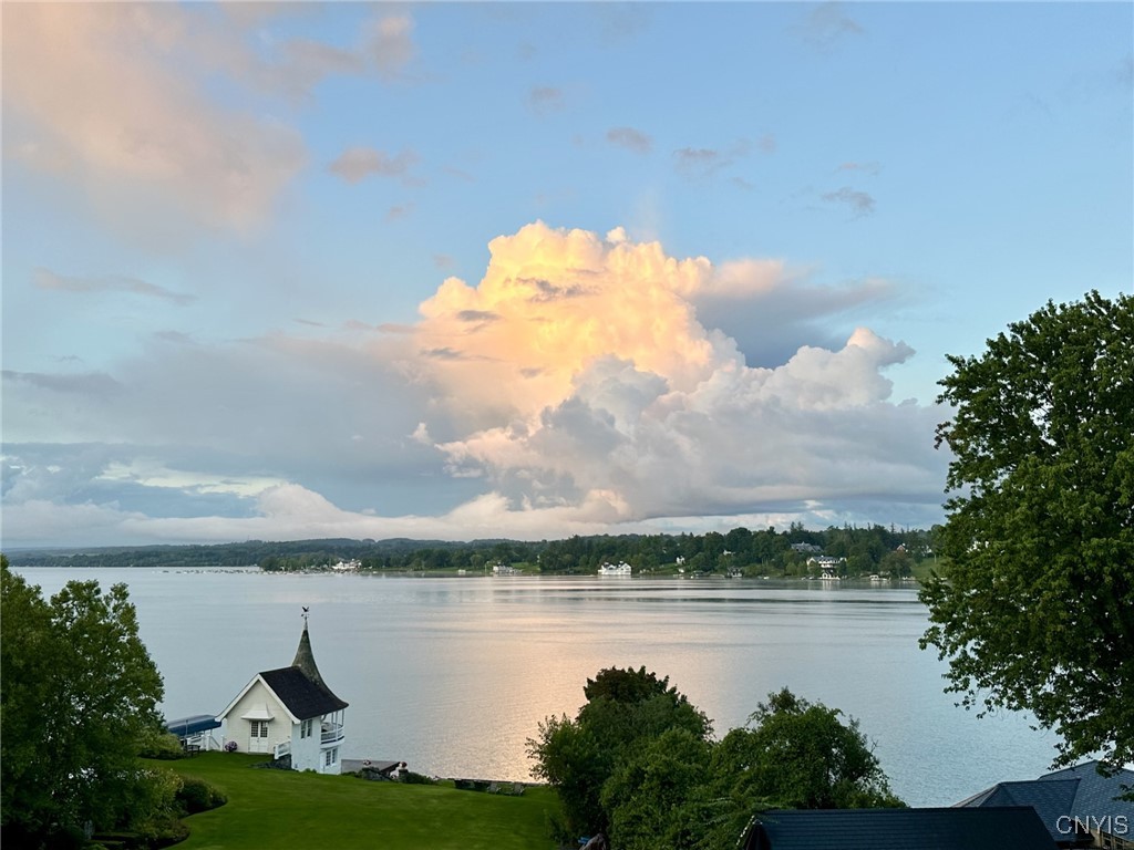 104 E Genesee Street, Skaneateles, New York image 2