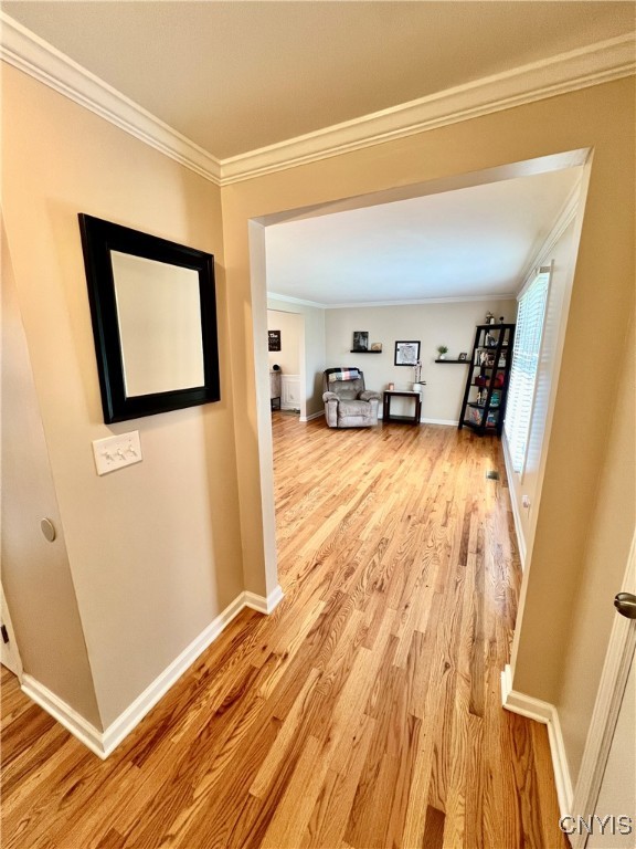 8527 Grandview Drive, Cicero, New York image 6