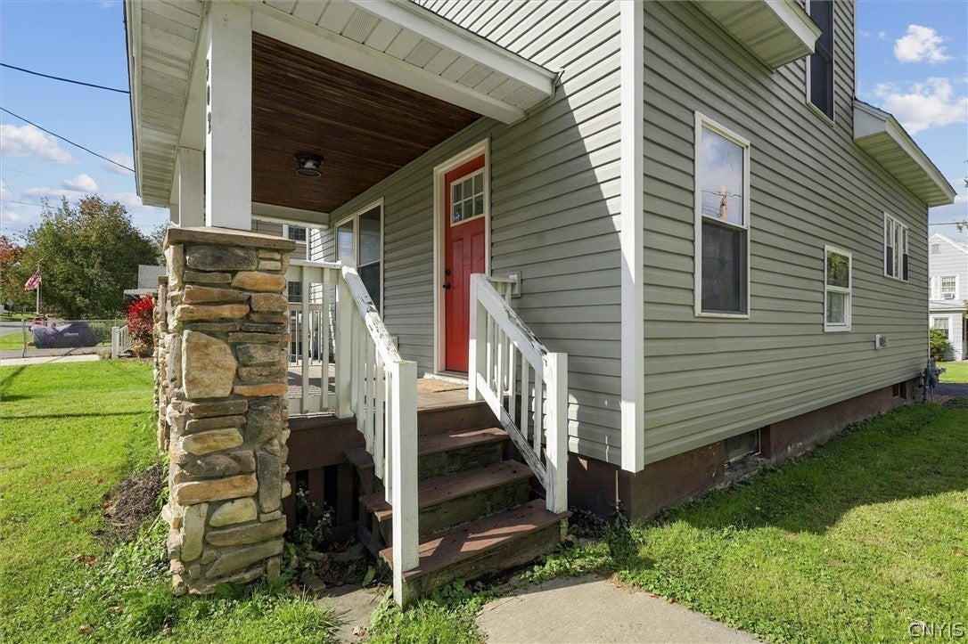 302 Phillips Street