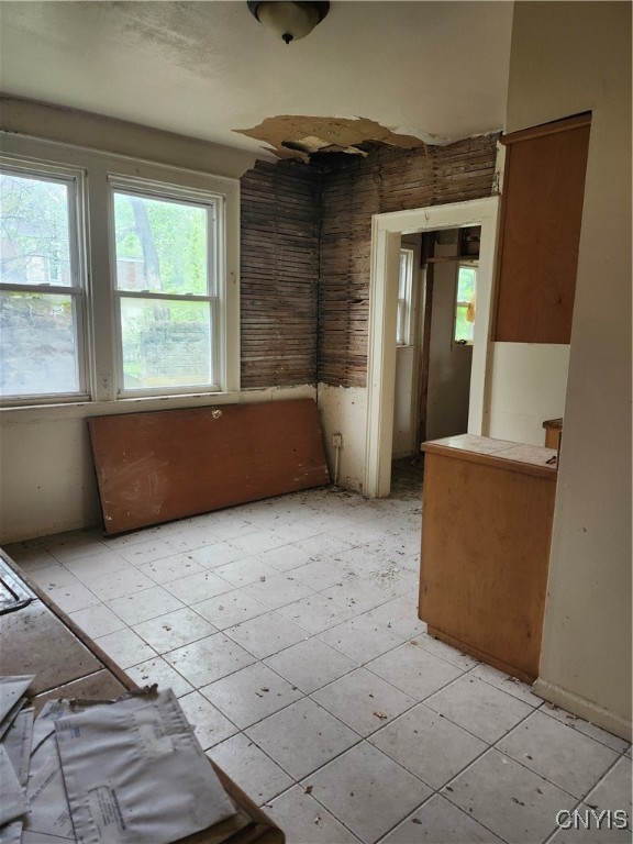 1932 S Salina Street, Syracuse, New York image 5