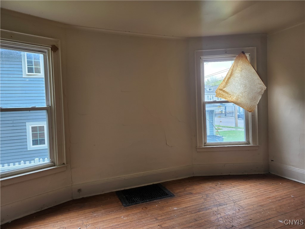 1932 S Salina Street, Syracuse, New York image 7
