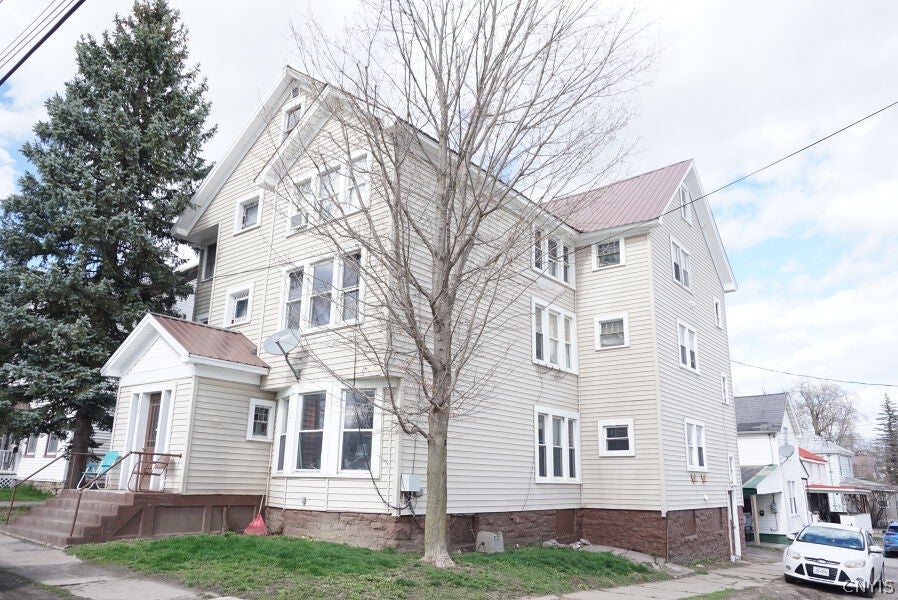 1111, 1115, 1037, 900, 70 Lafayette, NYA, Ogden, Gates, State, Franklin Street