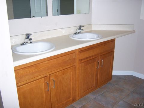 Tiny photo for 5598 St Elmos Drive, Cicero, NY 13029 (MLS # S1660769)