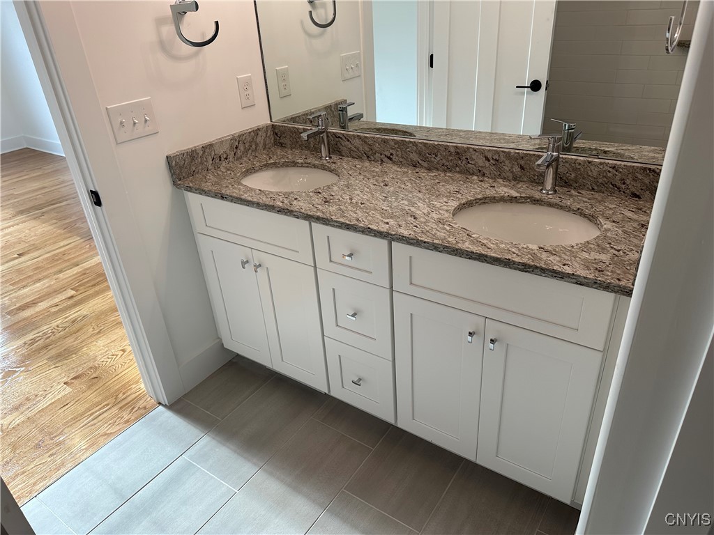 8532 Angus Path, Cicero, New York image 20