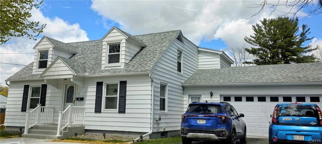 Photo of 5 Columbia Circle, German Flatts, NY 13407 (MLS # S1679316)