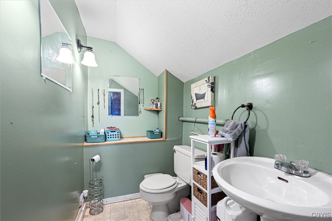 217 Valley Drive, Elbridge, New York image 18