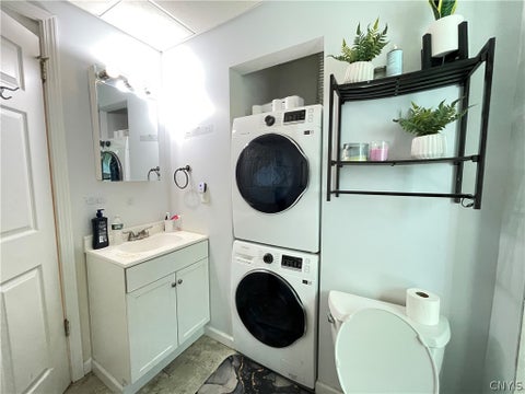 Tiny photo for 222 Bassett Street, Syracuse, NY 13210 (MLS # S1705656)
