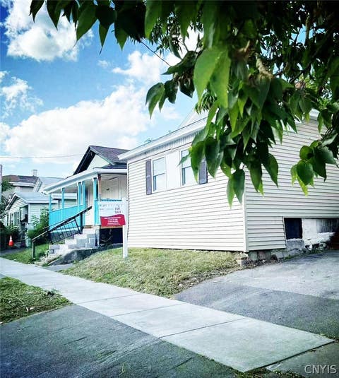 Photo of 1002 Park Street, Syracuse, NY 13208 (MLS # S1708918)