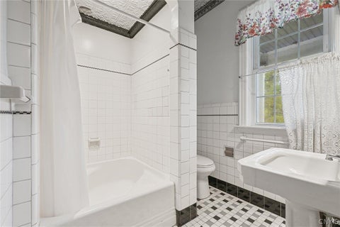 Tiny photo for 13 Gray Road, Minetto, NY 13126 (MLS # S1724330)