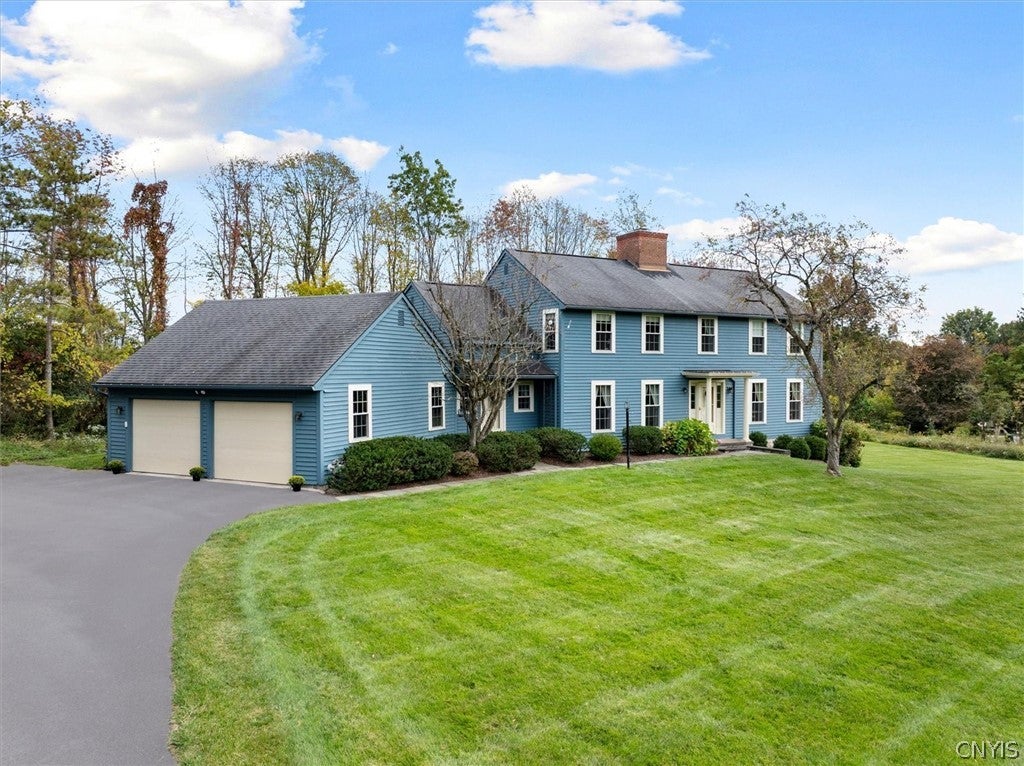 4246 Deer Path