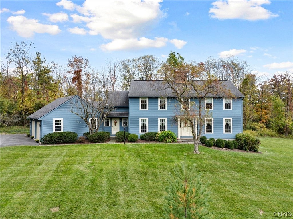4246 Deer Path