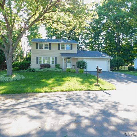 Homes For Sale - 7346 Barnyard Circle Cir<br/> Clay, NY 13088