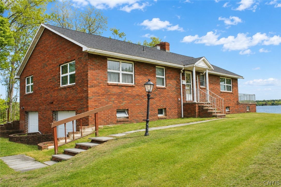 5854 W Lake Road