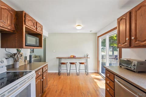 Tiny photo for 126 Grandy Drive, Salina, NY 13088 (MLS # S1709244)