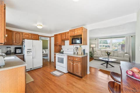Tiny photo for 126 Grandy Drive, Salina, NY 13088 (MLS # S1709244)