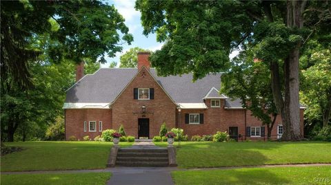 131 South Street, Auburn, NY 13021 - #: S1649379