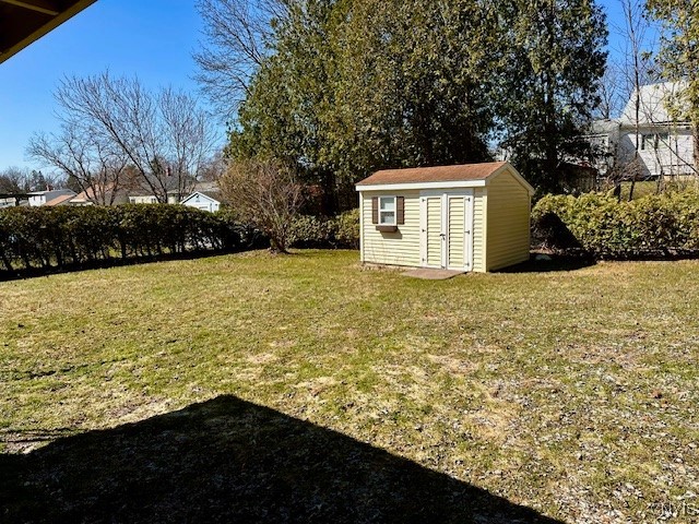 535 Tamarack Street, Utica, New York image 49