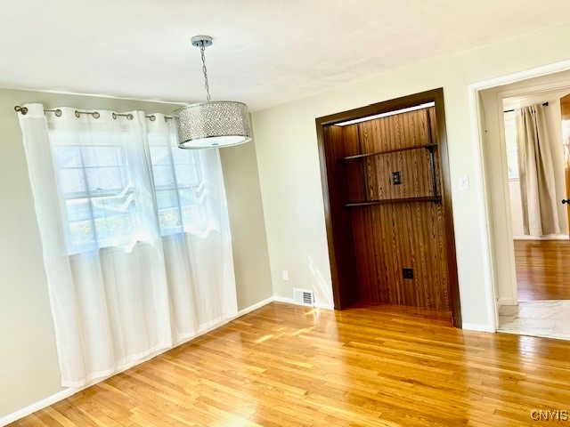 535 Tamarack Street, Utica, New York image 32