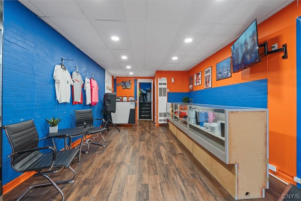 Photo of 1516 Valley Drive, Syracuse, NY 13207 (MLS # S1667214)