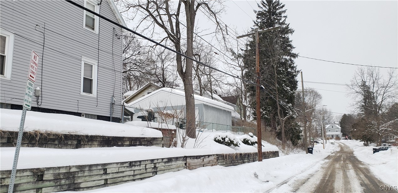 100 Charmouth Drive, Syracuse, New York image 6
