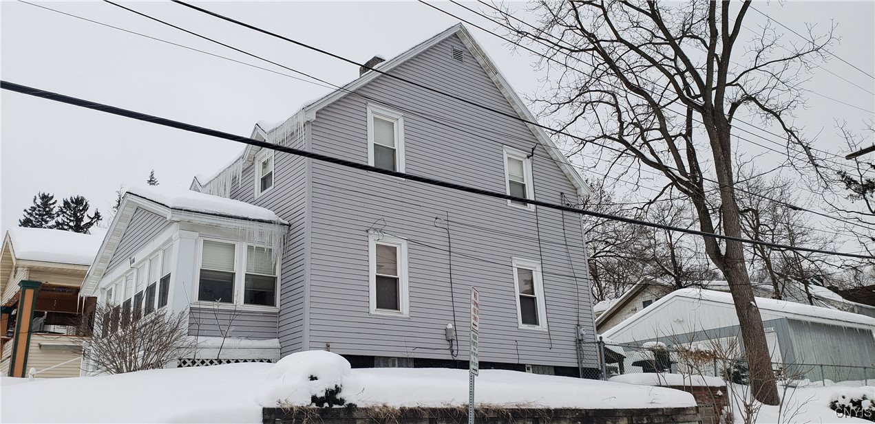 100 Charmouth Drive, Syracuse, New York image 5
