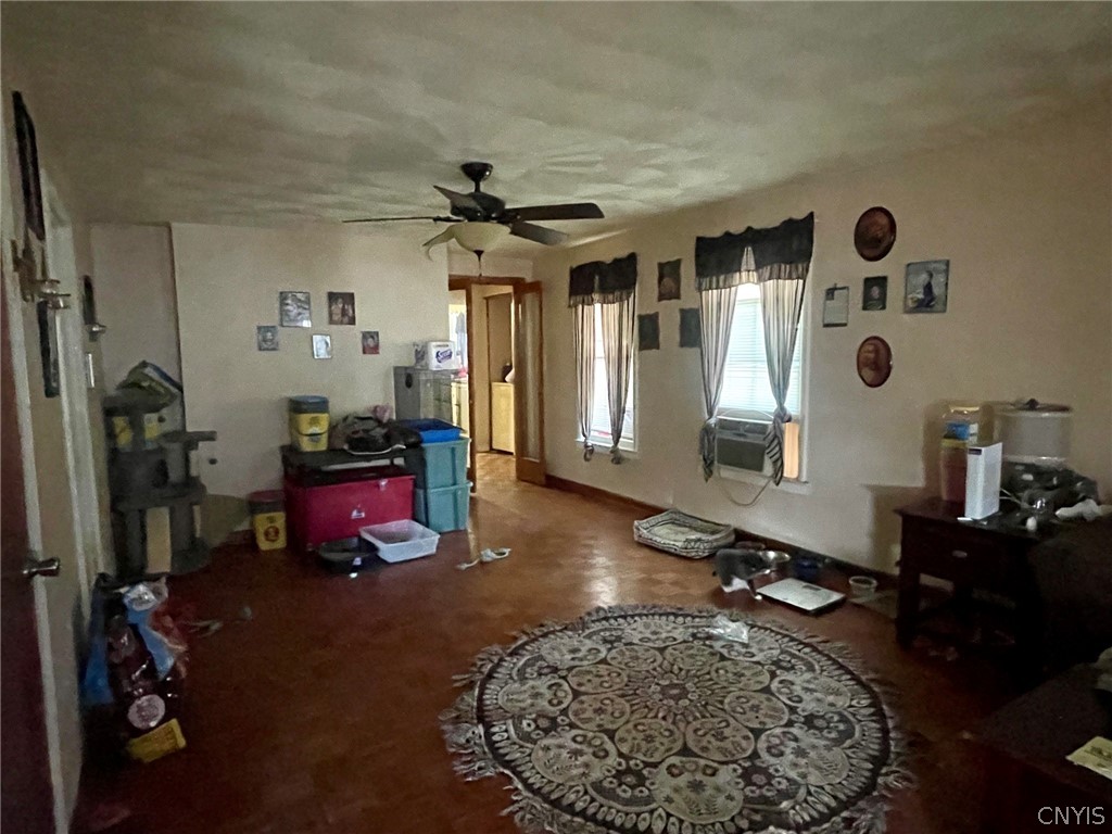 513 Nichols
