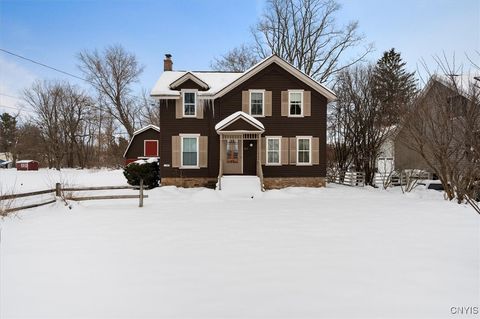 Photo of 62 Elm Street, Kirkland, NY 13323 (MLS # S1654583)