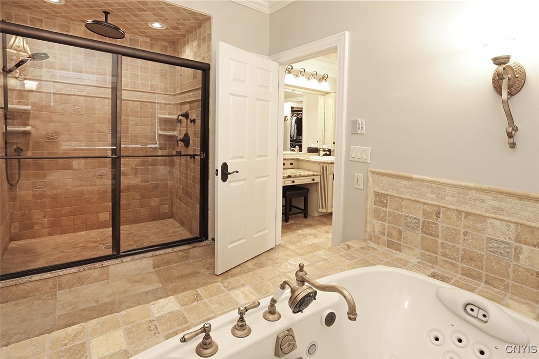 811 Knighthood Circle, Manlius, New York image 21