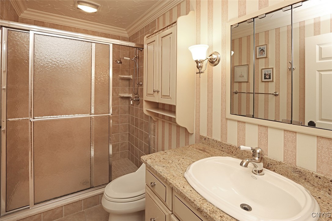 811 Knighthood Circle, Manlius, New York image 24