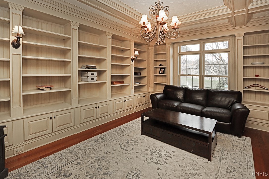 811 Knighthood Circle, Manlius, New York image 16