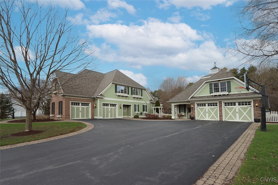 811 Knighthood Circle, Manlius, New York image 50