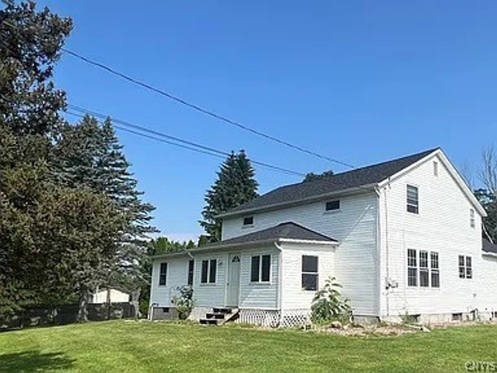 Photo of 6049 S Bay Road, Cicero, NY 13039 (MLS # S1667217)