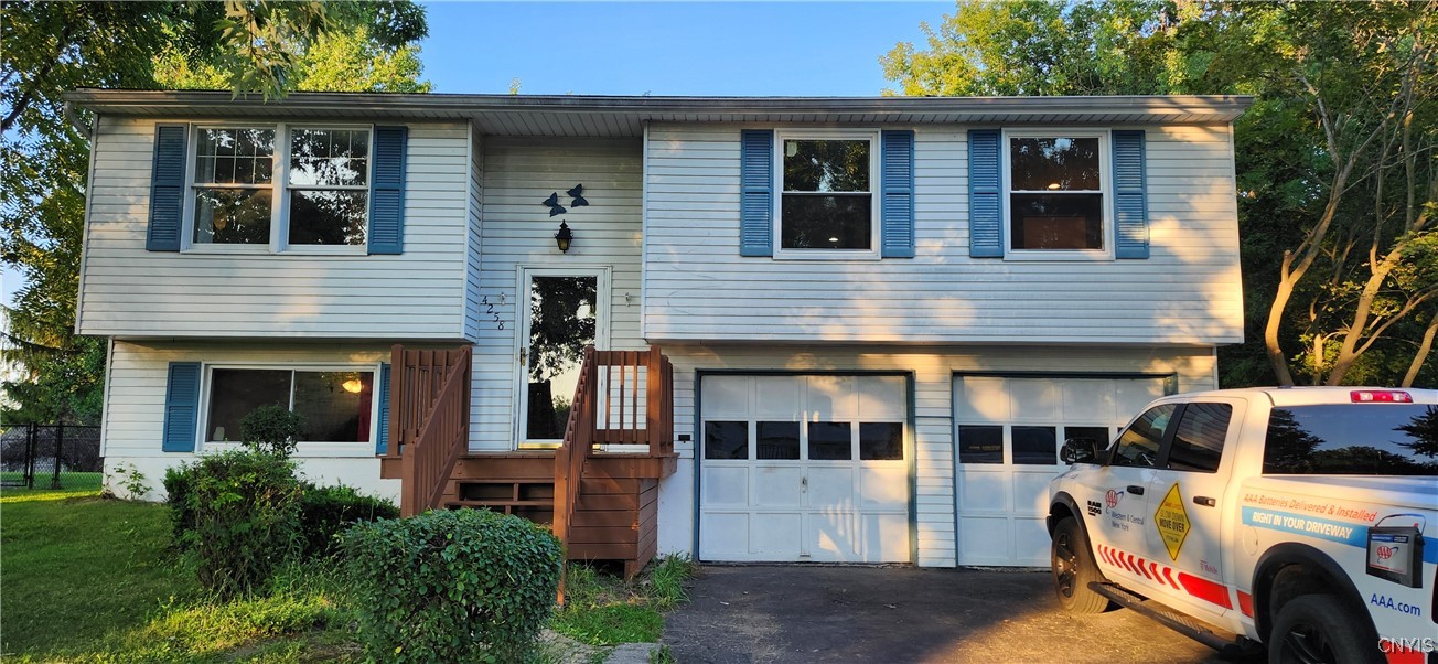 View Clay, NY 13041 house