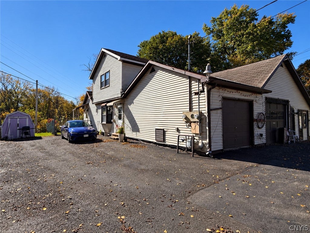 9068 River Road