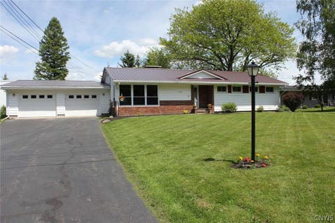 Photo of 6238 Oakridge Road, Owasco, NY 13021 (MLS # S1690254)