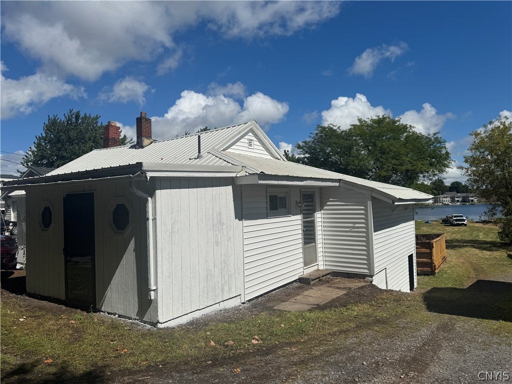5593 Oneida Drive