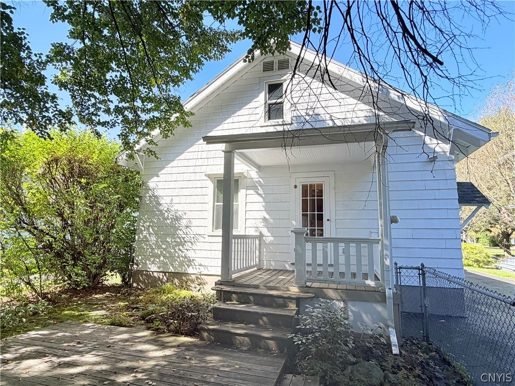 120 Lyon Place
