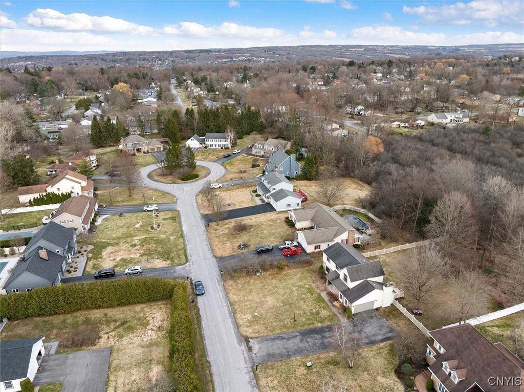 102 Briarwood Court, New Hartford, New York image 45