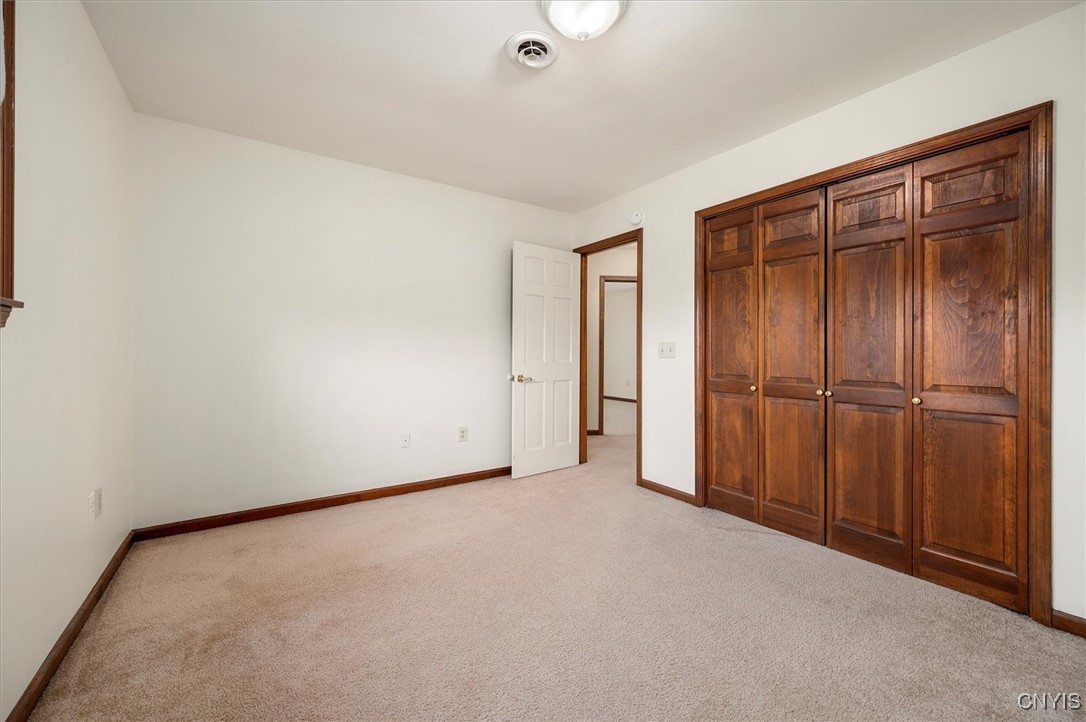 102 Briarwood Court, New Hartford, New York image 29