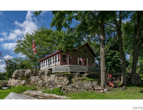 Homes For Sale - 92 Little Hammond Road<br/> Hammond, NY 13646