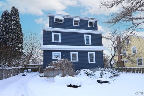 Tiny photo for 300 Cornwall Drive, DeWitt, NY 13214 (MLS # S1659789)